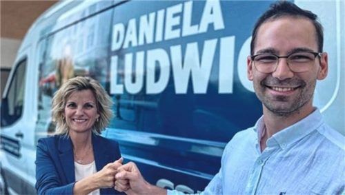 Auf gute Zusammenarbeit – Bundestagsabgeordnete Daniela Ludwig mit Kreisvorsitzendem Lucian Muresan.Fotos re