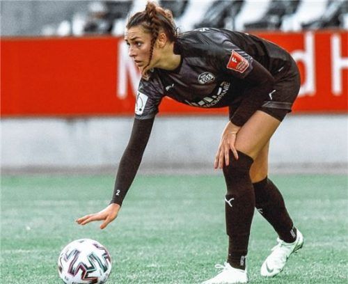 Die Schonstetterin Selina Ostermeier im Trikot des Bundesligisten SGS Essen. Foto Michael Gehrmann