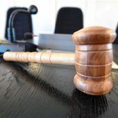 Zwei Menschen bei Schlägerei erheblich verletzt