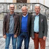 Rotary Clubs spenden an Flutopfer