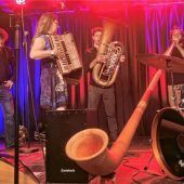 Driefacher im jazzigen Moll-Blues