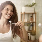 Womit putzt es sich am besten?