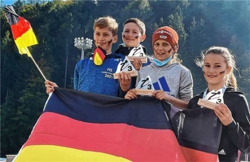 Die deutsche S13-Mannschaft mit Arne Holz, Paul Schmidt, Luis Malcher und Lisa Feicht (von links) belegte den dritten Platz.Foto DSV