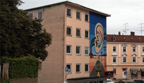 Ein Stein des Anstoßes: Auch den geplanten Neubau eines Wohnhauses an der Stelle des früheren Kinos an der Samerstraße kritisierte das Rosenheimer Forum für Städtebau. Foto Kirschner