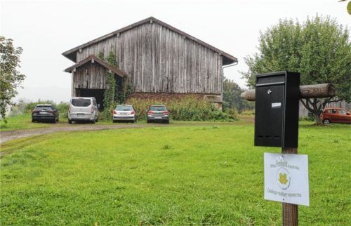 „Keine Hinweise auf schulischen Betrieb“: der Bauernhof in Deutelhausen.Foto Hadersbeck