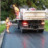 Fahrbahn an Ort und Stelle recycelt