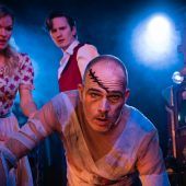 Wenn die Nacht am tiefsten…