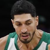 „Verschiebt die Spiele“: Kanters Kritik an China