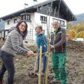 Kinder-Schutzräume erhalten Bäume