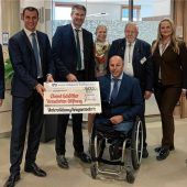 Spende an die Helfer in Uniform