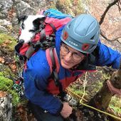 Bergwacht rettet Hund Willi aus unwegsamem Gelände