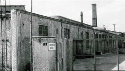 Das Werksgelände der Elastonwerk Bayern GmbH in den 50er-Jahren.Fotos Renolit