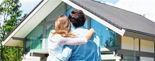 Eine eigene Immobilie als Altersvorsorge. Foto Adobe Stock / alot ofpeople / BHW