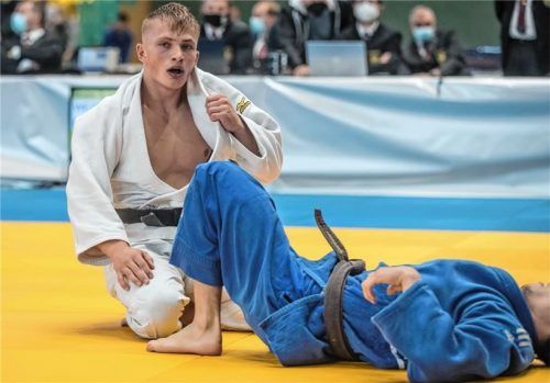 Freude bei Patrick Weisser nach dem Sieg im Kampf um Bronze.Foto Sportfotos24/Thomas Wetzel