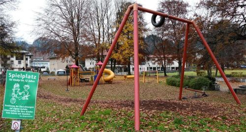 Hier könnte bald eine Kletteranlage stehen: Der Gemeinderat Kiefersfelden diskutiert über Nutzen und Kosten einer neuen sportlichen Einrichtung am Bahnhofspark. Foto Hoffmann
