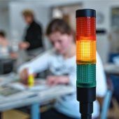 Kinder und Lehrer frieren jeden Tag