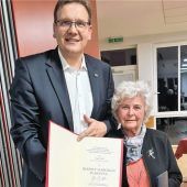 Lodgman-Plakette für Ingrid Kröff