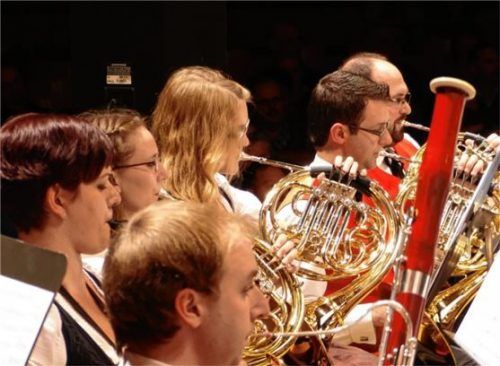 So wie auf diesem Foto aus der Zeit vor Corona hofft die Stadtkapelle, sich am Samstag wieder ihrem Publikum präsentieren zu können.Foto Burlefinger