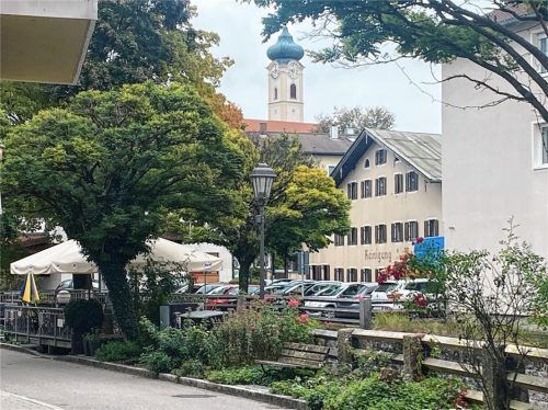 Stellplätze für Wohnungsmieter oder -besitzer sind im Stadtgebiet Mangelware. Oftmals fehlt es an Tiefgaragen. Foto  Mischi