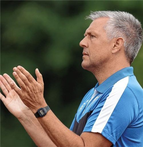 Trainer Franz Pritzl hatte seinen Rücktritt in Bad Endorf angeboten und so trennten sich die Wege. Foto Hans Weitz