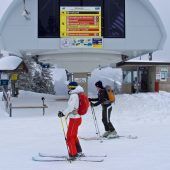 Ski-Saisonstart in der Schwebe
