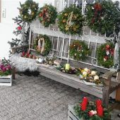 Schöne Kränze für den guten Zweck