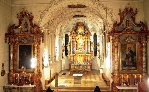 Auch für die Gottesdienste in der Pfarr- und Wallfahrtskirche Heilig Blut gelten besondere Bestimmungen in Sachen Corona. Foto Aerzbäck