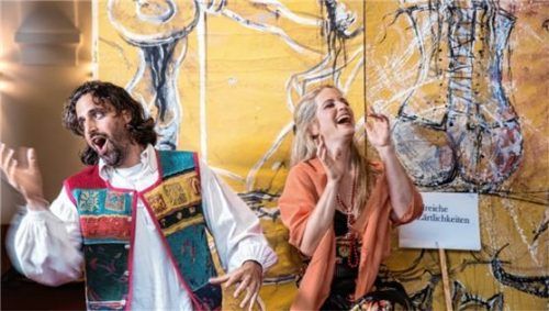 Bernhard Teufl und Sieglinde Zehetbauer als Scapin und Scapine.Foto  Zehetbauer