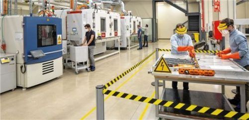 Das TCE verfügt über Klimakammern, in denen Batterien und Module bei Temperaturen zwischen minus 25 Grad und plus 55 Grad getestet werden können. Foto Autoren-Union Mobilität/Seat