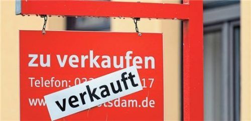 Ein Haus kauft man nicht alle Tage. Umso wichtiger: Beim Vertragsabschluss nicht unter Druck setzen lassen. Foto Soeren Stache/dpa