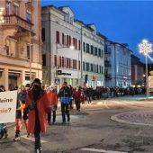 17 Anzeigen zum „besinnlichen Lichtermarsch“