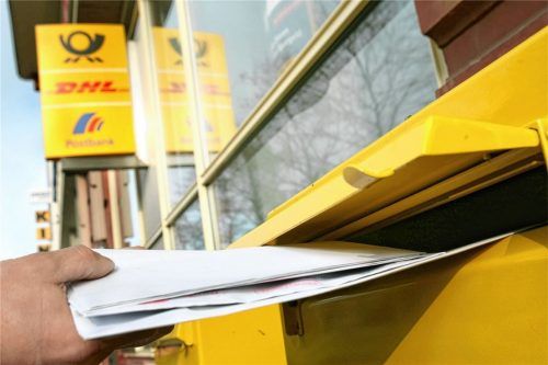 Per Post wollten die Angeklagten einen Häftling mit Drogen versorgen. Doch der Brief wurde bei der Briefkontrolle in der JVA abgefangen. Foto dpa