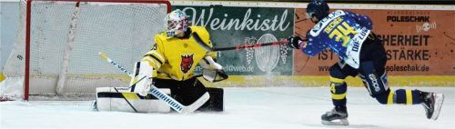 Waldkraiburgs Leon Decker versenkte eiskalt einen Penalty zum zwischenzeitlichen 3:0. Foto Paolo Del Grosso