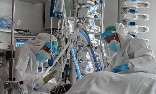 Wochen am Limit auf der Covid-Intensivstation im Romed-Klinikum Rosenheim.Foto Hadersbeck
