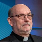 FDP: Prälat Wolf soll zurücktreten