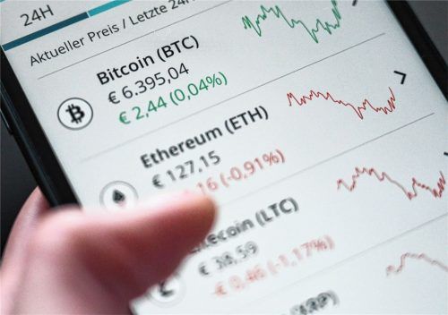 Bitcoin ist die bekannteste Kryptowährung, doch auch andere Anbieter ziehen nach. Foto dpa