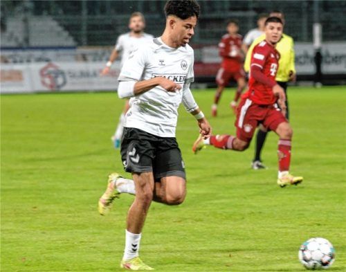 Burghausens André Leipold könnte demnächst in der 2. Bundesliga auflaufen. Foto  Michael Buchholz