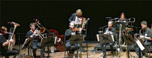 Die Musicbanda Franui bot traurigschöne Musik im Festspielhaus in Erl.Foto Janka