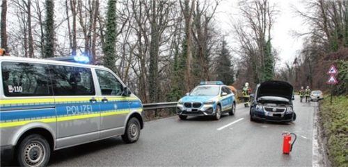 Für zwei Stunden war die Münchner Straße in Wasserburg nach dem Auffahrunfall gesperrt. Foto Barth