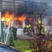 84-Jährige rettet sich aus brennender Wohnung