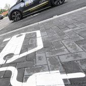 Mehr Hybrid- als Dieselautos