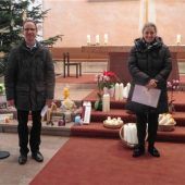 Pfarrgemeinde begrüßt Kommunionhelfer in Sankt Pius