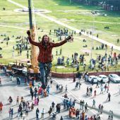 Rosenheimer Slackliner hoch über Neu Delhi unterwegs