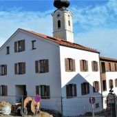 Schicker Ersatzbau