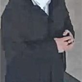 Räuber wirdper Fotos gesucht