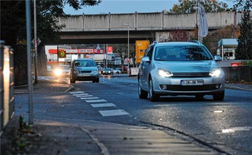 Besser zu früh, als zu spät das Licht einschalten. Foto Auto-Medienportal.Net/HUK-Coburg