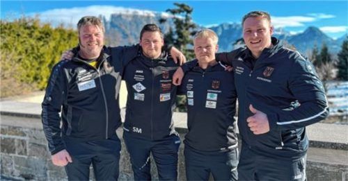 Das Herrenteam der Weitschützen von links: Peter Rottmoser, Michael Späth, Alexander Anzinger und Markus Schätzl. Foto Albert Hamhuber