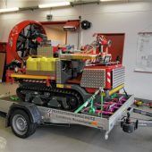 Firmen spenden Spezialfahrzeug
