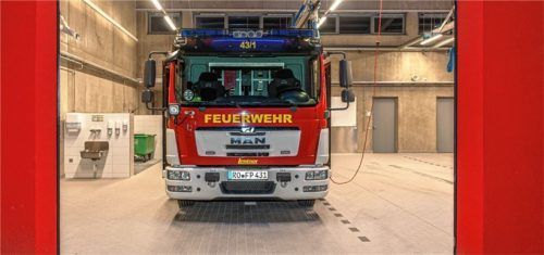 Das neue Gebäude am Pullacher Kreisel bietet den Platz, den die Floriansjünger und ihre Fahrzeuge brauchen.