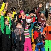 84 Kinder erobern auf zwei Brettln das Sudelfeld und Ostin